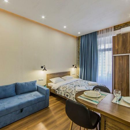 Kyiv Family Loft Apartment Luaran gambar