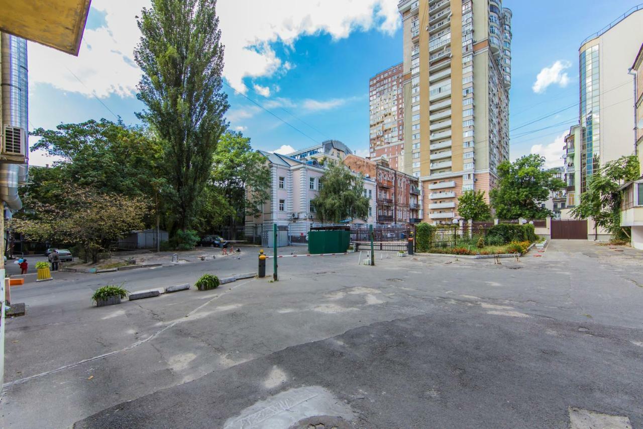 Kyiv Family Loft Apartment Luaran gambar